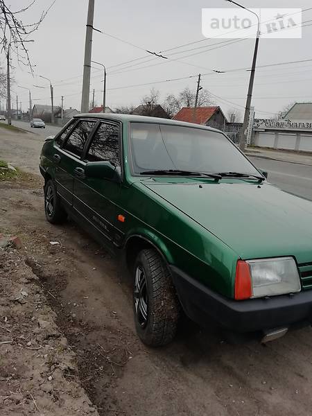 Lada 21099 2001  випуску Запоріжжя з двигуном 1.5 л газ седан механіка за 3000 долл. 