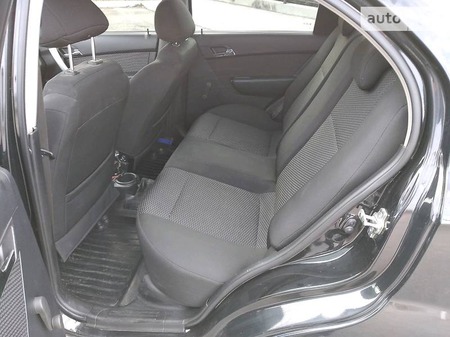 Chevrolet Aveo 2013  випуску Дніпро з двигуном 1.4 л газ седан автомат за 6750 долл. 