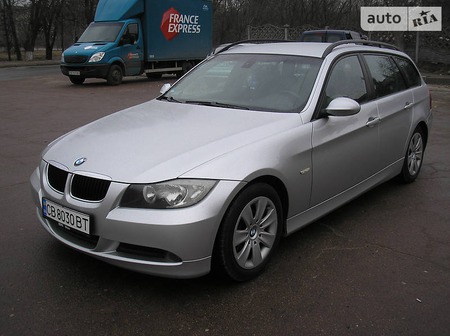 BMW 318 2008  випуску Чернігів з двигуном 2 л дизель універсал механіка за 9500 долл. 