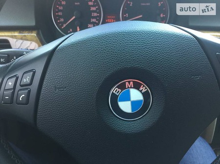 BMW 330 2006  випуску Харків з двигуном 3 л газ седан автомат за 11900 долл. 