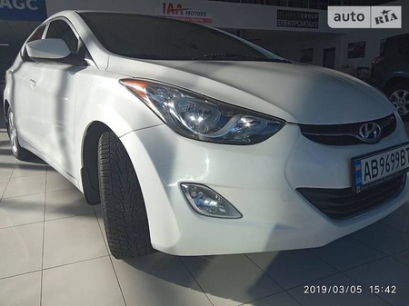 Hyundai Elantra 2012  випуску Вінниця з двигуном 0 л газ седан автомат за 11250 долл. 