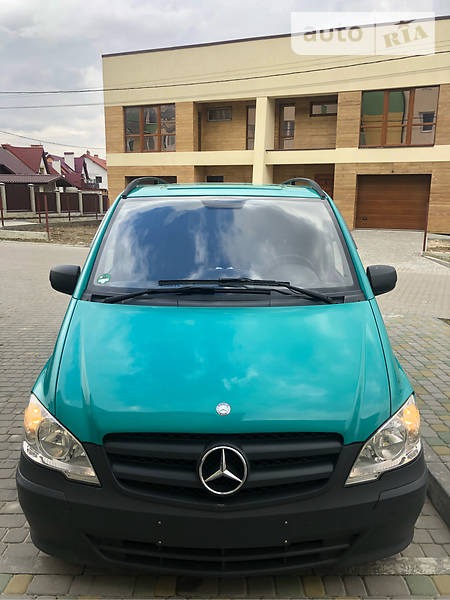 Mercedes-Benz Vito 2013  випуску Львів з двигуном 2.2 л дизель  механіка за 13000 долл. 