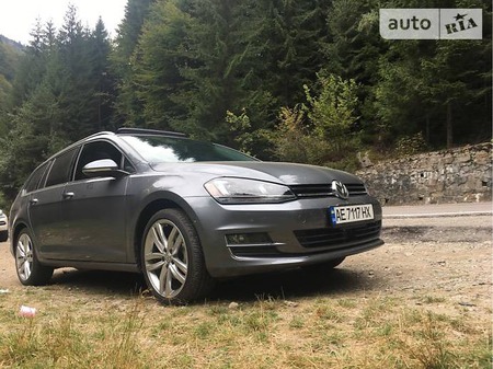 Volkswagen Golf SportWagen 2016  випуску Дніпро з двигуном 1.8 л бензин універсал автомат за 22000 долл. 