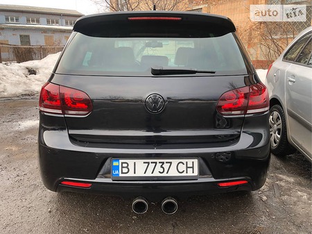 Volkswagen Golf R 2010  випуску Полтава з двигуном 1.4 л бензин хэтчбек автомат за 11500 долл. 