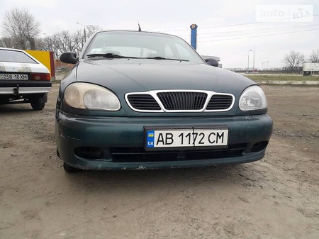 Daewoo Lanos 2004  випуску Хмельницький з двигуном 1.5 л газ седан механіка за 2700 долл. 