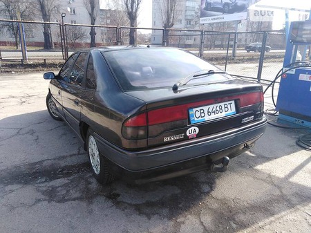 Renault Safrane 1994  випуску Чернігів з двигуном 2.2 л газ ліфтбек механіка за 3500 долл. 