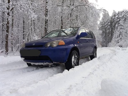 Honda HR-V 2000  випуску Суми з двигуном 0 л бензин позашляховик механіка за 5150 долл. 