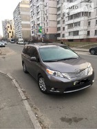 Toyota Sienna 27.04.2019