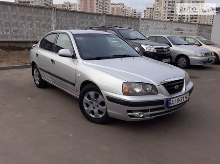 Hyundai Elantra 2004  випуску Київ з двигуном 1.6 л газ седан механіка за 4950 долл. 