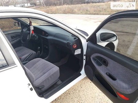 Hyundai Sonata 1997  випуску Одеса з двигуном 2 л бензин седан механіка за 3400 долл. 