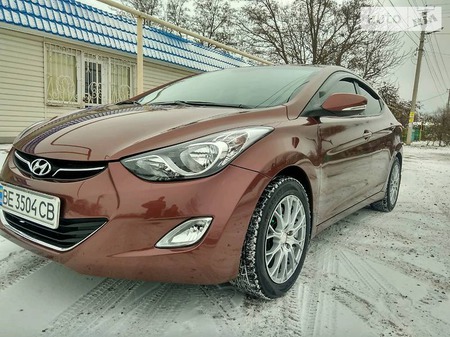 Hyundai Elantra 2012  випуску Миколаїв з двигуном 1.8 л газ седан механіка за 10900 долл. 