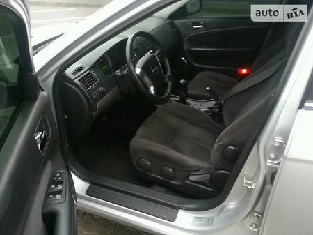 Chevrolet Epica 2012  випуску Одеса з двигуном 2 л бензин седан механіка за 7800 долл. 