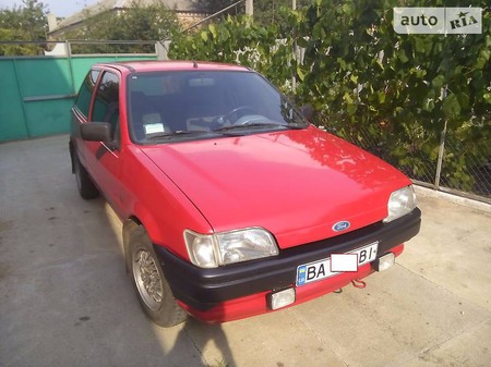 Ford Fiesta 1989  випуску Кропивницький з двигуном 0 л газ хэтчбек механіка за 1600 долл. 