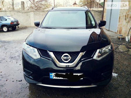 Nissan Rogue 2016  випуску Харків з двигуном 2.5 л бензин позашляховик автомат за 18557 долл. 