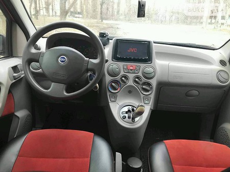 Fiat Panda 2004  випуску Луганськ з двигуном 0 л бензин хэтчбек автомат за 4300 долл. 