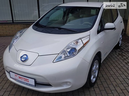 Nissan Leaf 2014  випуску Харків з двигуном 0 л електро хэтчбек автомат за 12800 долл. 