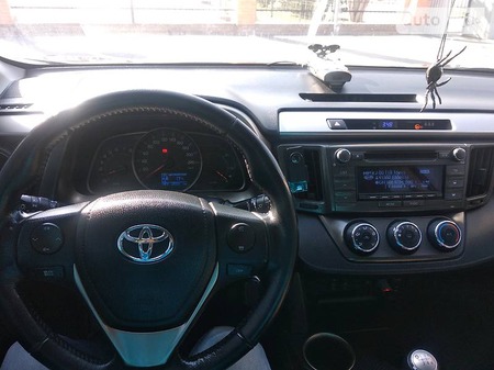 Toyota RAV 4 2013  випуску Кропивницький з двигуном 2 л газ позашляховик механіка за 19500 долл. 