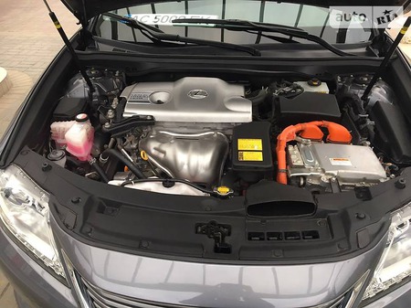 Lexus ES 300 2015  випуску Луцьк з двигуном 2.5 л гібрид седан автомат за 29500 долл. 