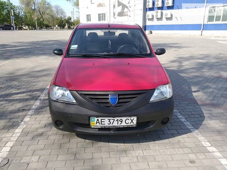 Dacia Logan 2008  випуску Дніпро з двигуном 1.4 л газ седан механіка за 4400 долл. 