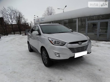 Hyundai Tucson 2014  випуску Дніпро з двигуном 2.4 л бензин позашляховик автомат за 15200 долл. 