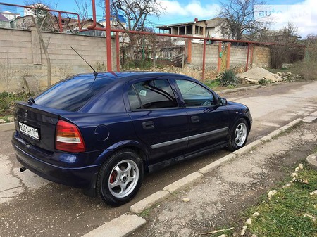 Opel Astra 1999  випуску Крим з двигуном 0 л бензин хэтчбек механіка за 2800 долл. 