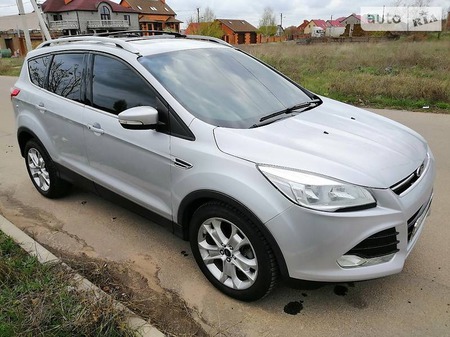 Ford Kuga 2014  випуску Миколаїв з двигуном 2 л бензин позашляховик автомат за 15200 долл. 