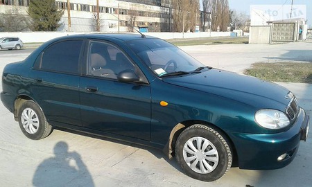 Daewoo Lanos 2007  випуску Хмельницький з двигуном 1.4 л газ седан механіка за 3000 долл. 