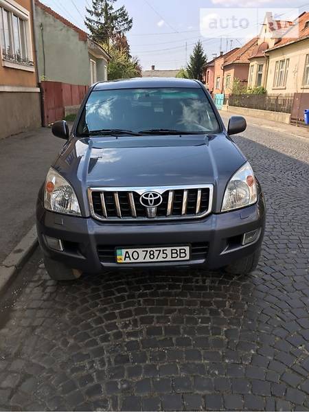 Toyota Land Cruiser Prado 2005  випуску Ужгород з двигуном 3 л дизель позашляховик автомат за 16800 долл. 