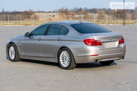 BMW 535 2011  випуску Вінниця з двигуном 3 л бензин седан автомат за 16700 долл. 