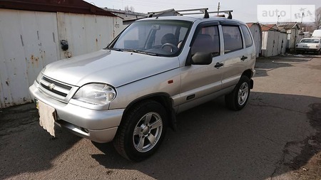 Chevrolet Niva 2008  випуску Полтава з двигуном 1.7 л газ позашляховик механіка за 5800 долл. 