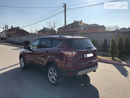 Ford Kuga 2018  випуску Київ з двигуном 2 л бензин позашляховик автомат за 22500 долл. 