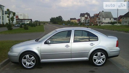 Volkswagen Bora 2001  випуску Київ з двигуном 2 л газ седан автомат за 8500 долл. 