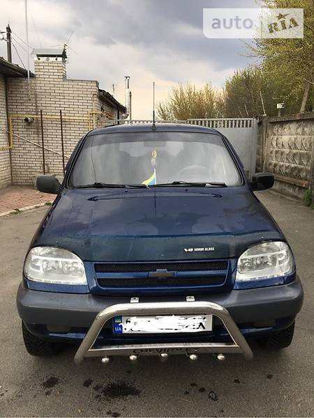 Chevrolet Niva 2008  випуску Київ з двигуном 1.7 л газ позашляховик механіка за 7000 долл. 