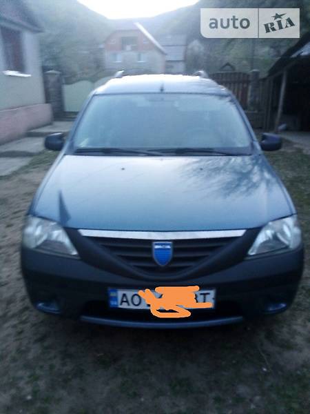 Dacia Logan 2007  випуску Ужгород з двигуном 1.6 л газ мінівен механіка за 5999 долл. 