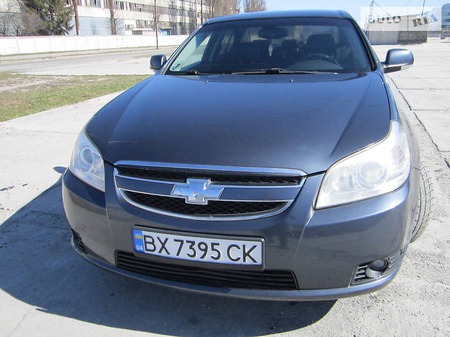 Chevrolet Epica 2009  випуску Хмельницький з двигуном 2.5 л бензин седан автомат за 5900 долл. 