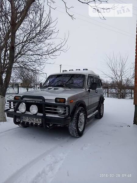 Lada 2131 1995  випуску Запоріжжя з двигуном 0 л газ позашляховик механіка за 3350 долл. 