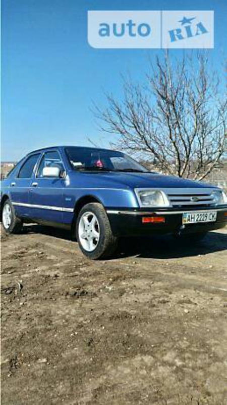 Ford Sierra 1986  випуску Донецьк з двигуном 1.6 л газ хэтчбек механіка за 1200 долл. 