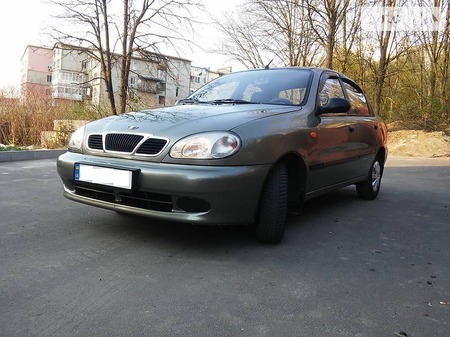 Daewoo Lanos 2008  випуску Хмельницький з двигуном 1.5 л газ седан механіка за 3600 долл. 