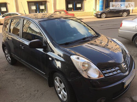 Nissan Note 2008  випуску Харків з двигуном 1.6 л бензин хэтчбек автомат за 6500 долл. 