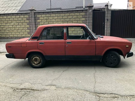 Lada 2107 1986  випуску Запоріжжя з двигуном 1.5 л газ седан механіка за 1000 долл. 