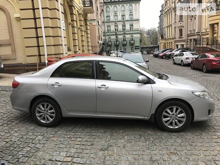 Toyota Corolla 2007  випуску Київ з двигуном 1.6 л газ седан механіка за 6999 долл. 