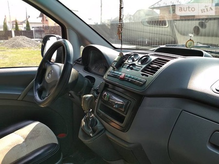 Mercedes-Benz Vito 2005  випуску Львів з двигуном 2.2 л дизель мінівен  за 6700 долл. 