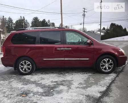 KIA Sedona 2015  випуску Дніпро з двигуном 3.3 л бензин мінівен автомат за 21200 долл. 