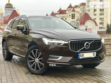 Volvo XC60 2018  випуску Київ з двигуном 2 л бензин позашляховик автомат за 56500 долл. 