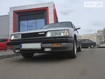 Mazda 929 1990  випуску Харків з двигуном 2.2 л газ седан механіка за 2600 долл. 