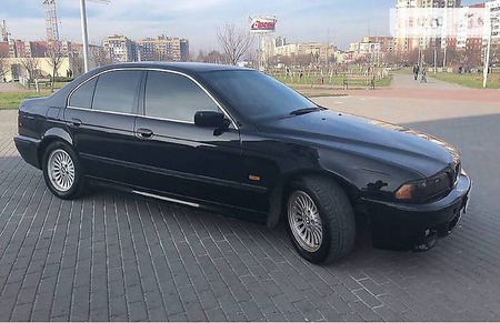 BMW 540 1998  випуску Львів з двигуном 4.4 л газ седан автомат за 5250 долл. 
