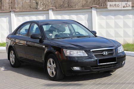 Hyundai Sonata 2008  випуску Одеса з двигуном 2 л дизель седан механіка за 7700 долл. 
