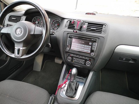 Volkswagen Jetta 2012  випуску Кропивницький з двигуном 1.4 л бензин седан автомат за 12199 долл. 