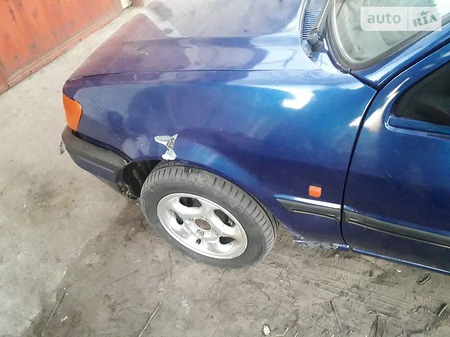 Ford Fiesta 1993  випуску Херсон з двигуном 1.8 л дизель хэтчбек механіка за 1250 долл. 