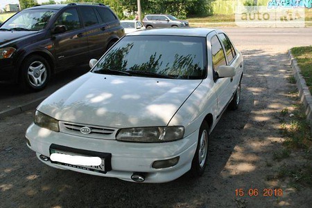 KIA Sephia 1997  випуску Харків з двигуном 1.5 л газ седан механіка за 2000 долл. 